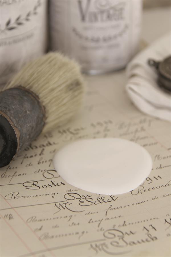 Vintage Paint Soft Cream