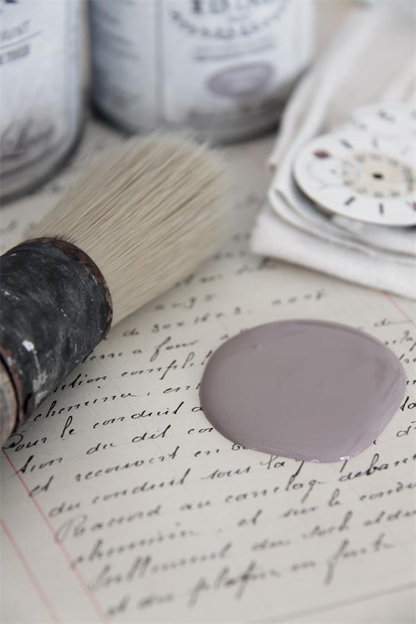 Vintage Paint Delightful Plum