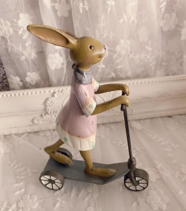 Hasenmädchen Trottinett